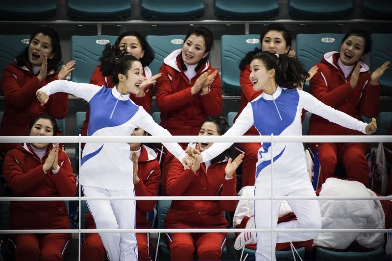 10+ Potret Partisipasi Korea Utara di Olimpiade 2018. Dari Tim Cheerleading Hingga Duet dengan SNSD 19
