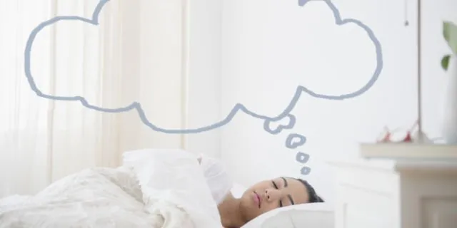 Kamu Nggak Bakal Nyangka Kalau 8 Hal Aneh Ini Bisa Terjadi Saat Tidur. Bukan Mistis, Ini Normal Kok! 15