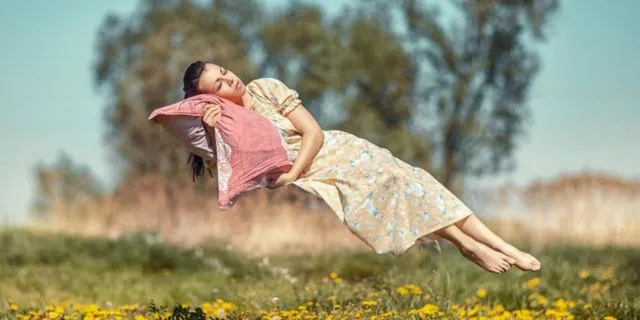 Kamu Nggak Bakal Nyangka Kalau 8 Hal Aneh Ini Bisa Terjadi Saat Tidur. Bukan Mistis, Ini Normal Kok! 13