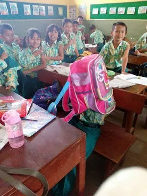 Reaksi Kocak Orang Saat Berhadapan dengan Jarum Suntik. Sembari Bernostalgia Zaman SD, yuk~ 22