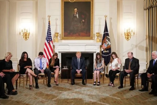 Lagi-lagi Trump Keluarkan Usulan 'Ngawur'. Katanya Persenjatai Guru Bisa Cegah Penembakan di Sekolah 5