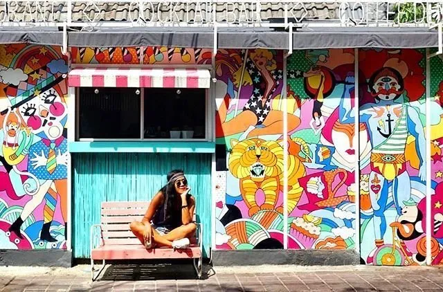 7 Gaya Foto Liburan yang Disukai Pengguna Instagram. Dijamin Like dan Komen pun Bakal Berdatangan! 13