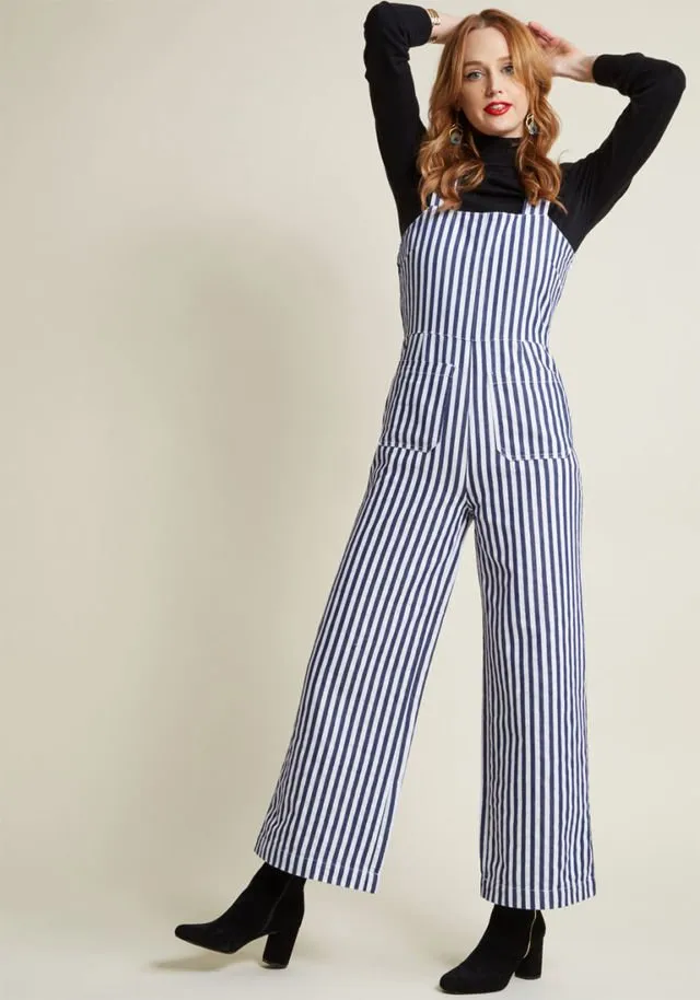 Pacarmu Suka Motif Garis-garis? Beri Dia 10+ Kado Barang Fesyen Ini yang Manis 16