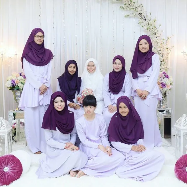 Anggunnya HQQ, 16+ Inspirasi Busana Bridesmaid Syar'i Menutup Dada Ini Layak Diadopsi 22