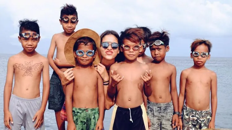 15 Foto Traveling Putri Marino yang Cantik Memesona. Perlu Ditiru Biar IG Kamu Nggak Gitu-gitu Aja! 22
