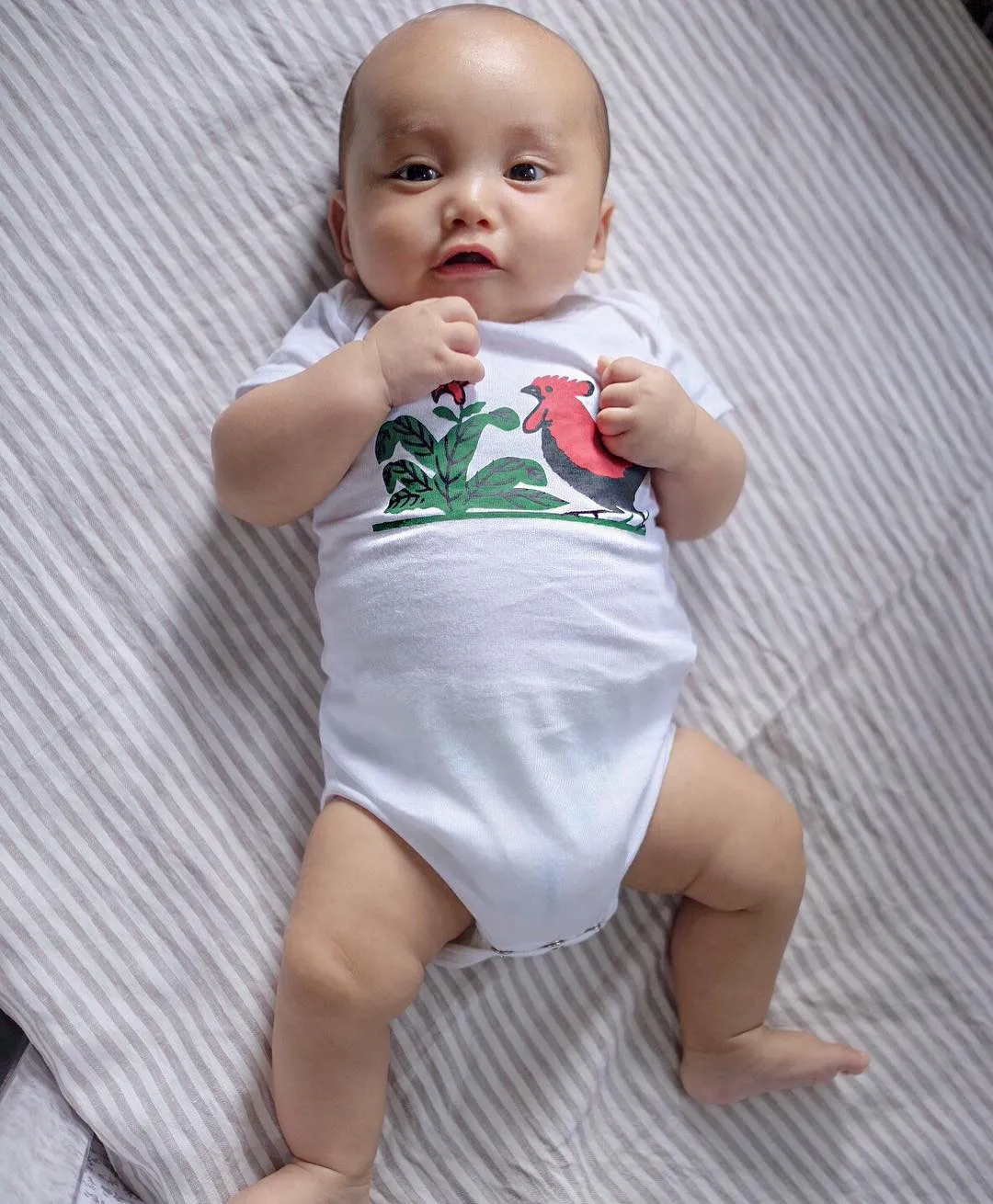 13 Potret Baby Xabiru, Anak Rachel Vennya yang Gemasnya Kebangetan. Bulet Banget Kayak Baso! 15