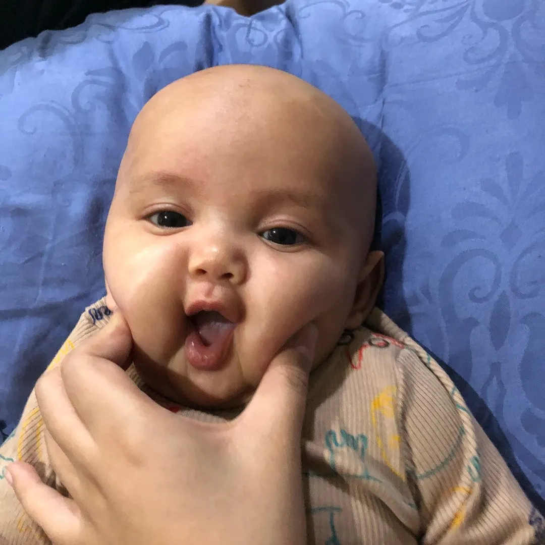 13 Potret Baby Xabiru, Anak Rachel Vennya yang Gemasnya Kebangetan. Bulet Banget Kayak Baso! 17