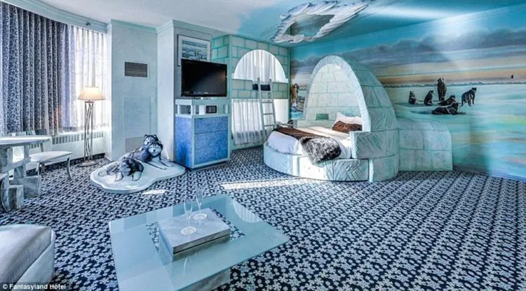 Hotel Paling Gokil di Dunia, Kamarnya Berisi Dunia Fantasi. Ini Kamar Atau Negeri Dongeng ya? 13