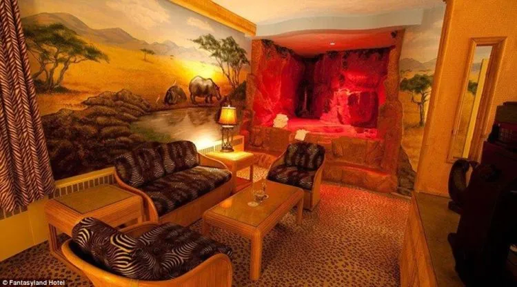Hotel Paling Gokil di Dunia, Kamarnya Berisi Dunia Fantasi. Ini Kamar Atau Negeri Dongeng ya? 17