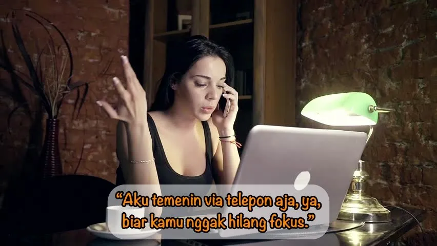 Daripada Sekadar “Semangat ya Sayang”, 7 Kalimat Ini Ampuh Mengangkat Mood Kerja Pasangan! 12