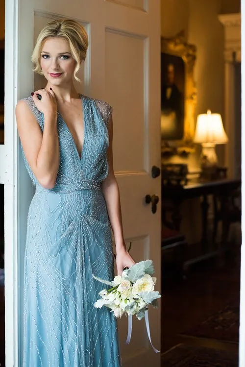 11+ Inspirasi Outfit untuk Sister of The Bride. Meski Bukan Bintang Utama, Boleh Kok Tampil Memesona 15