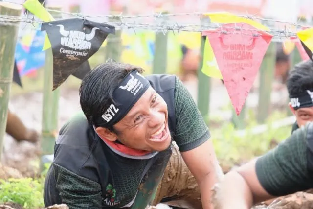 3 Latihan Militer Indonesia Ini Pasti Bikin Kamu Gemeteran. Cobain di Counterpain Mud Warrior 4 14