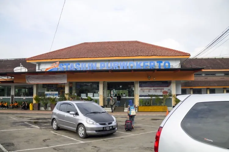 PT KAI Bakal Menggelar Pesta Durian di 3 Stasiun. Kamu Bisa Makan Durian Sepuasnya, Nyam Nyam! 5