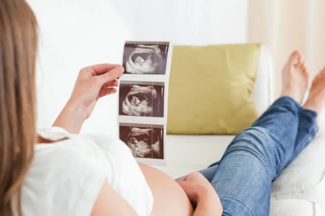 8 Kalimat Penenang buat Si Kakak Ketika Akan Punya Adik. Super Bijak! 11