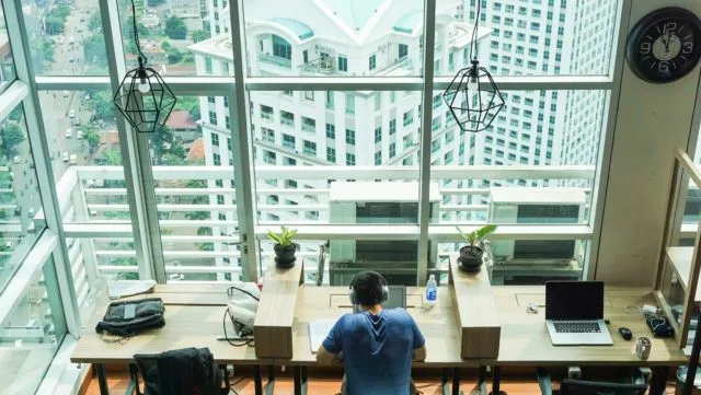 5+ Suka Duka Ini Cuma Dirasakan Kamu yang Terbiasa Bangun Pagi Hari 12