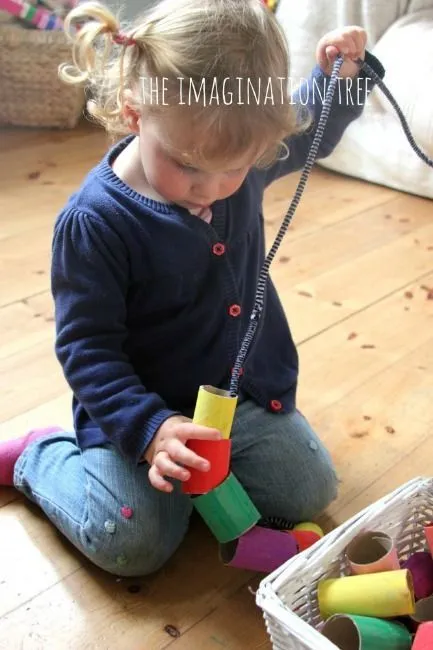 7+ Ide Sensory Play untuk Batita yang Mudah Dibuat. Bermain Bareng Buah Hati, Yuk! 14