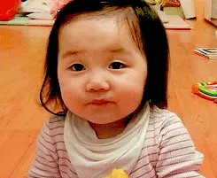 16 Real Feeling Cewek 23++ yang Tiap Hari Lihat Foto Anak Temen di Sosmednya 24