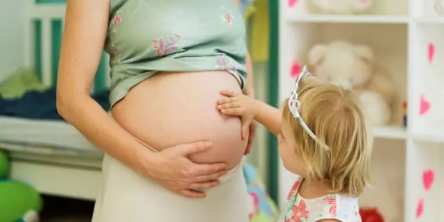 8 Kalimat Penenang buat Si Kakak Ketika Akan Punya Adik. Super Bijak! 9