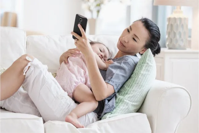 9 Hal yang Sebaiknya Sudah Nggak Dilakukan para Ibu di Medsos. Jangan Jadi Menyebalkan! 16