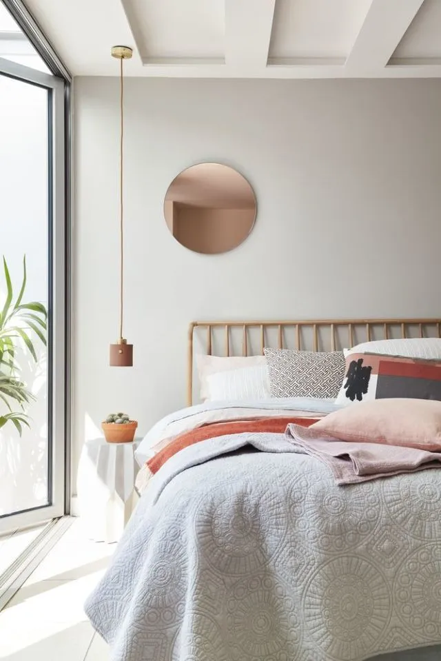 10 Ide Dekorasi Ranjang Minimalis Buatmu yang Betah di Kamar Seharian 17 dekorasi ranjang minimalis