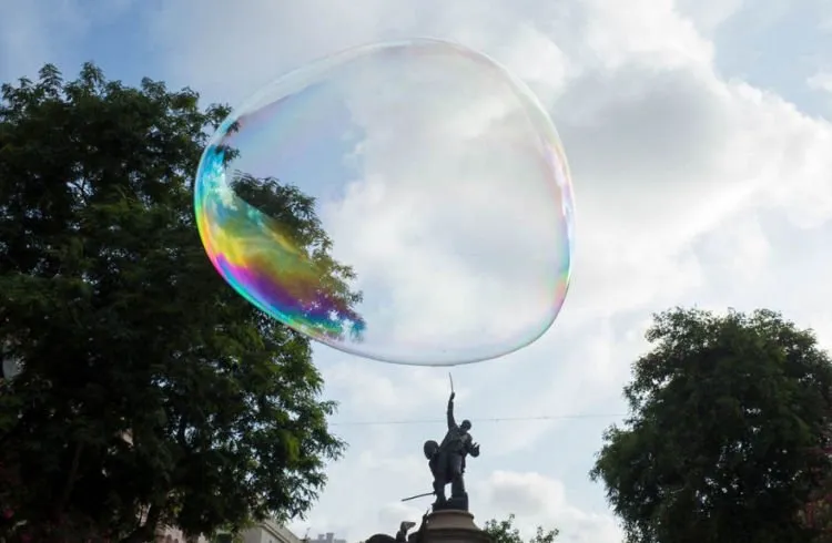 15 Karya Street Photography yang Keren Banget. Saking Kerennya Malah Kaya Editan 19