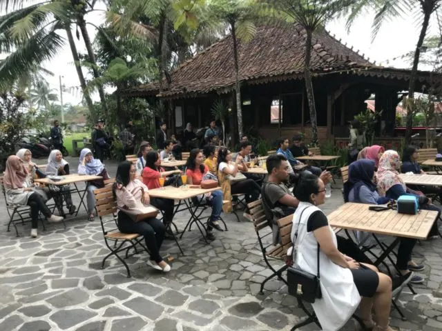 6 Teknik Mengolah Foto untuk Instagram Bisnis. Follower dan Cuan Naik! 10