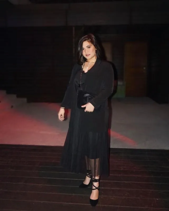15 Inspirasi Gaya Badan Curvy ala Sarah Ayu 30