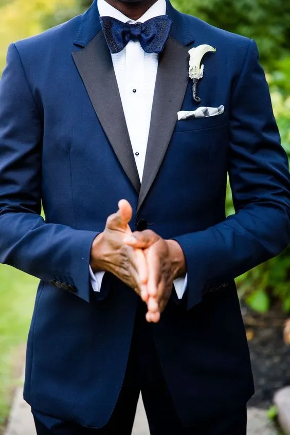 Dear Calon Suami Idaman, Sontek Yuk 20 Model Setelan Jas Pernikahan Elegan yang Akan Dongkrak Penampilan Jadi Makin Tampan 21