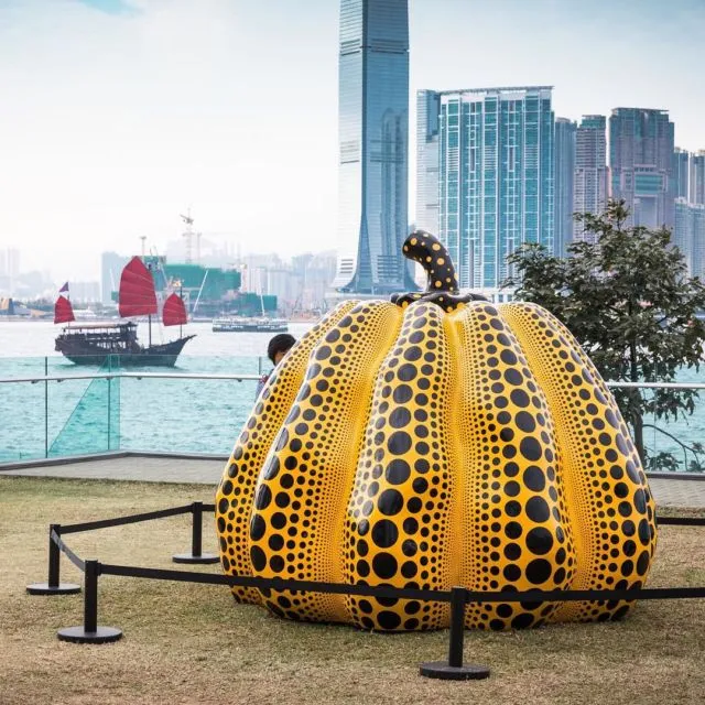 Nggak Cuma Bisa Belanja, di Hong Kong Kamu Bisa Nikmati Festival Seni yang Menakjubkan 8