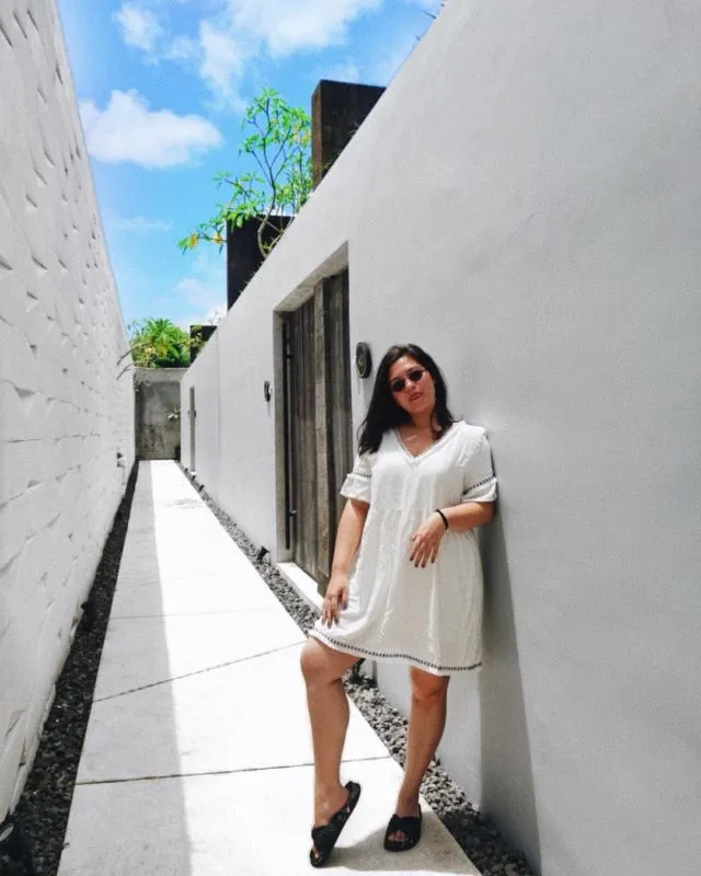 15 Inspirasi Gaya Badan Curvy ala Sarah Ayu 22