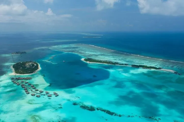 Hotel Bawah Laut Maldives Segera Dibuka. Tidur Bersama Ikan Bukan Sekedar Impian Belaka! 14