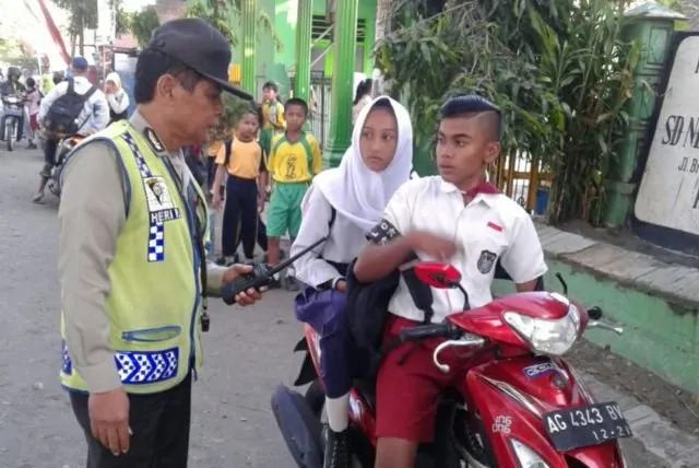 4 Alasan Kenapa Umur 17 Dipilih Jadi Usia Minimal untuk Mengemudi. Nggak Boleh Dilanggar! 6