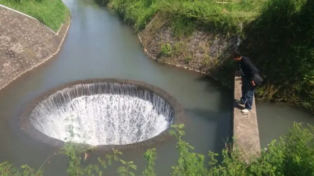 Bukan Mistis atau Kekuatan Alam, Spillway di Probolinggo Memang Sengaja Dibuat Sejak Zaman Belanda 4
