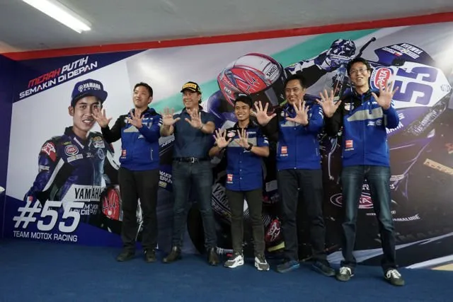 Wuih! Pembalap Galang Hendra Pratama Sebentar Lagi Akan Berlaga di Ajang World Supersport 300 Musim 2018 Nih 4