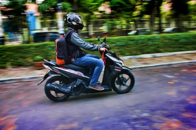 8 Pertanda Bahwa Motormu Perlu Diservis Segera. Nggak Mau 'Kan, Mogok Tiba-tiba? 11