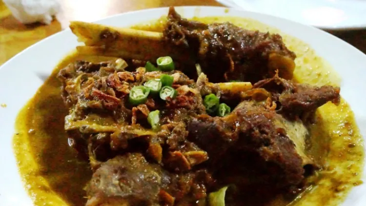 20 Kuliner Legendaris yang Bikin Kamu Baper Pengen ke Jogja! Ah, Rasanya Ngangenin Banget 38