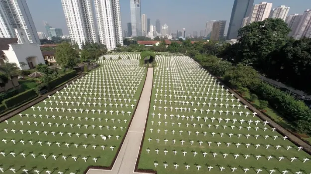 Ereveld Menteng Pulo, Makam Paling Kece dan Instagramable di Jakarta. Nggak Ada Serem-Seremnya! 5