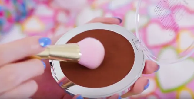 7 Tutorial Bikin Makeup Sendiri yang Bisa Dimakan! Aman, dan Sudah Pasti Tidak Bermerkuri 13