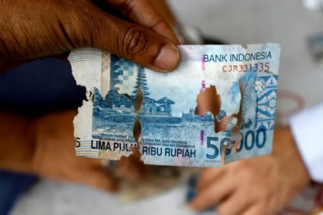 Asal Penuhi 4 Syarat Ini, Uang Robek atau Rusak Masih Bisa Ditukar. Jangan Sedih dan Asal Buang Aja 7