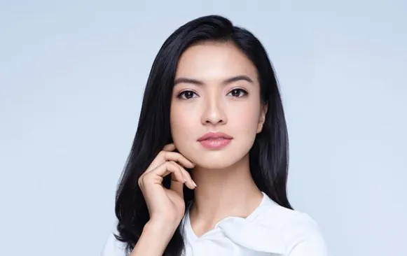 5 Jenis Make Up untuk Bertemu Gebetan. Alih-alih Bikin Ilfil, Malah Bisa di Halalin!
