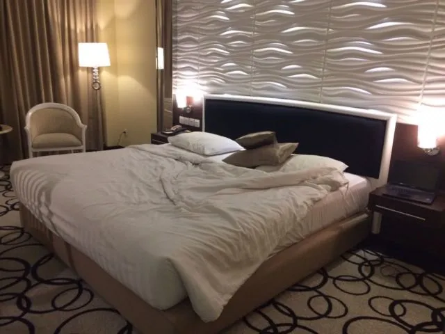 Review Hotel New Saphir: Wajah Boleh Lama tapi Modern di Dalamnya 9