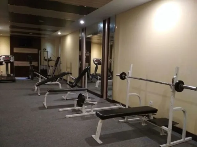 Review Hotel New Saphir: Wajah Boleh Lama tapi Modern di Dalamnya 13