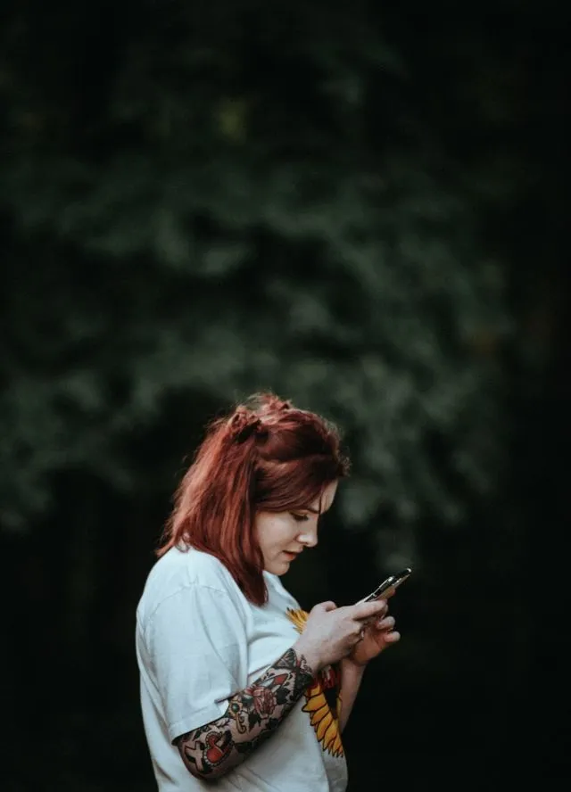 Menengok 7 Aktivitas Media Sosial Pejuang LDR-an. Nggak Semuanya Tentang Galau-galauan 9
