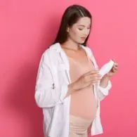 Bukan Bedak Bayi, Ini 9 Produk Esensial yang Wajib Ibu Baru Punya!