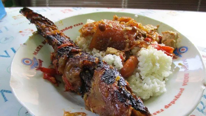 20 Kuliner Legendaris yang Bikin Kamu Baper Pengen ke Jogja! Ah, Rasanya Ngangenin Banget 26