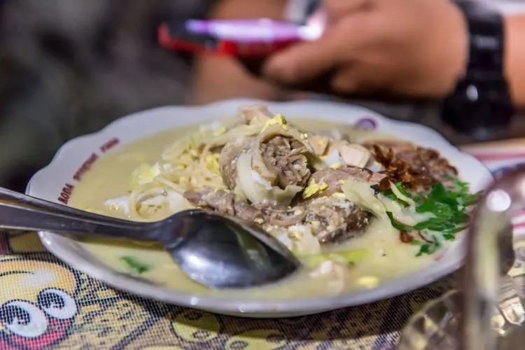 20 Kuliner Legendaris yang Bikin Kamu Baper Pengen ke Jogja! Ah, Rasanya Ngangenin Banget 30