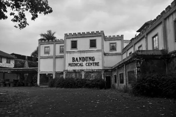 7 Bangunan Berikut Paling Seram Di Seluruh Indonesia. Coba Deh Kamu Uji Nyali di Sana 9