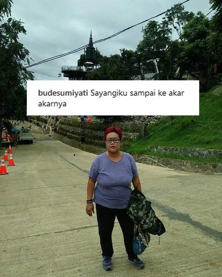 16 Caption IG Bude Sumiyati yang Guyonannya Ala Emak-Emak. Meski Kocak, Banyak Benarnya Juga 24