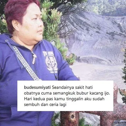 16 Caption IG Bude Sumiyati yang Guyonannya Ala Emak-Emak. Meski Kocak, Banyak Benarnya Juga 23