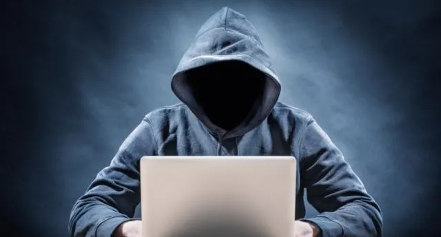 Jadi Korban Stalking Orang Asing Selama 3 Tahun, Cewek Ini Sampai Hapus Semua Medsosnya. Seram Abis! 8